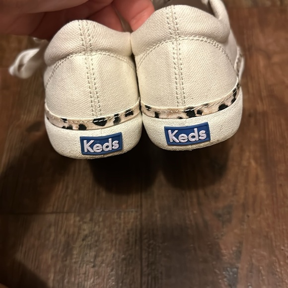 Women’s leopard and white keds - Picture 4 of 4